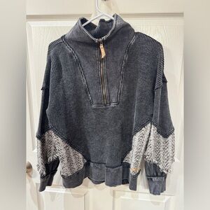 Bke Gray and white w brown Textured 1/4 zip sweatshirt